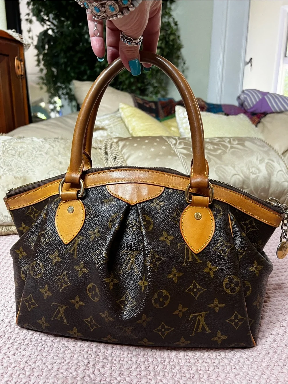Louis Vuitton Tivoli PM Monogram Canvas Satchel Handbag w/ Dust Bag
